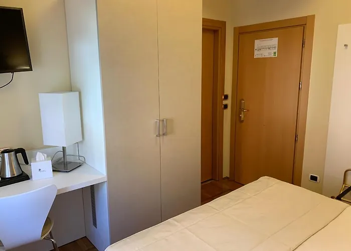 Bellavista Szálloda 3*