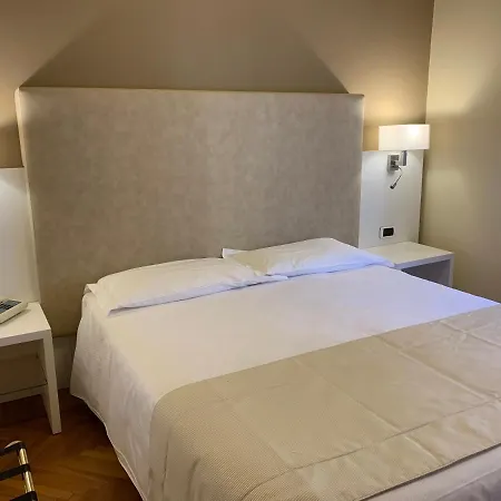 Bellavista 3* 메나지오