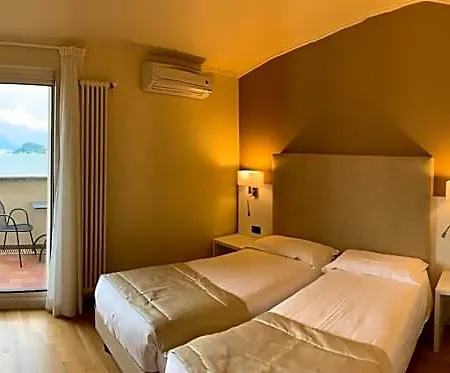 Bellavista 3* 메나지오